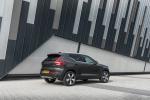 Volvo XC40 D3 Inscription 2018 года (UK)